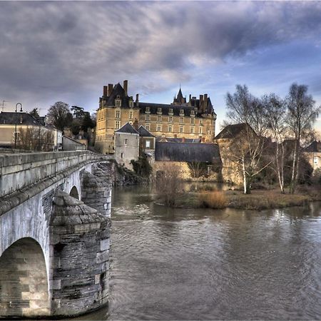 Chateau De Durtal Exterior foto